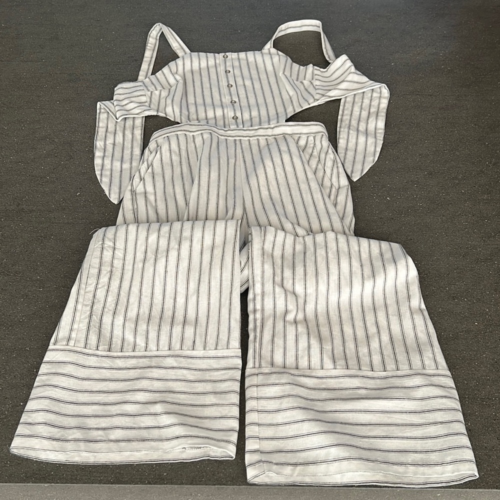 LOST + WANDER BLUE & WHITE STRIPE PANT JUMPSUIT WITH ADJUSTABLE TIE IN THE BACK